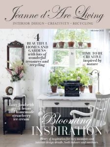 Jeanne d'Arc Living - Is. 4 2025